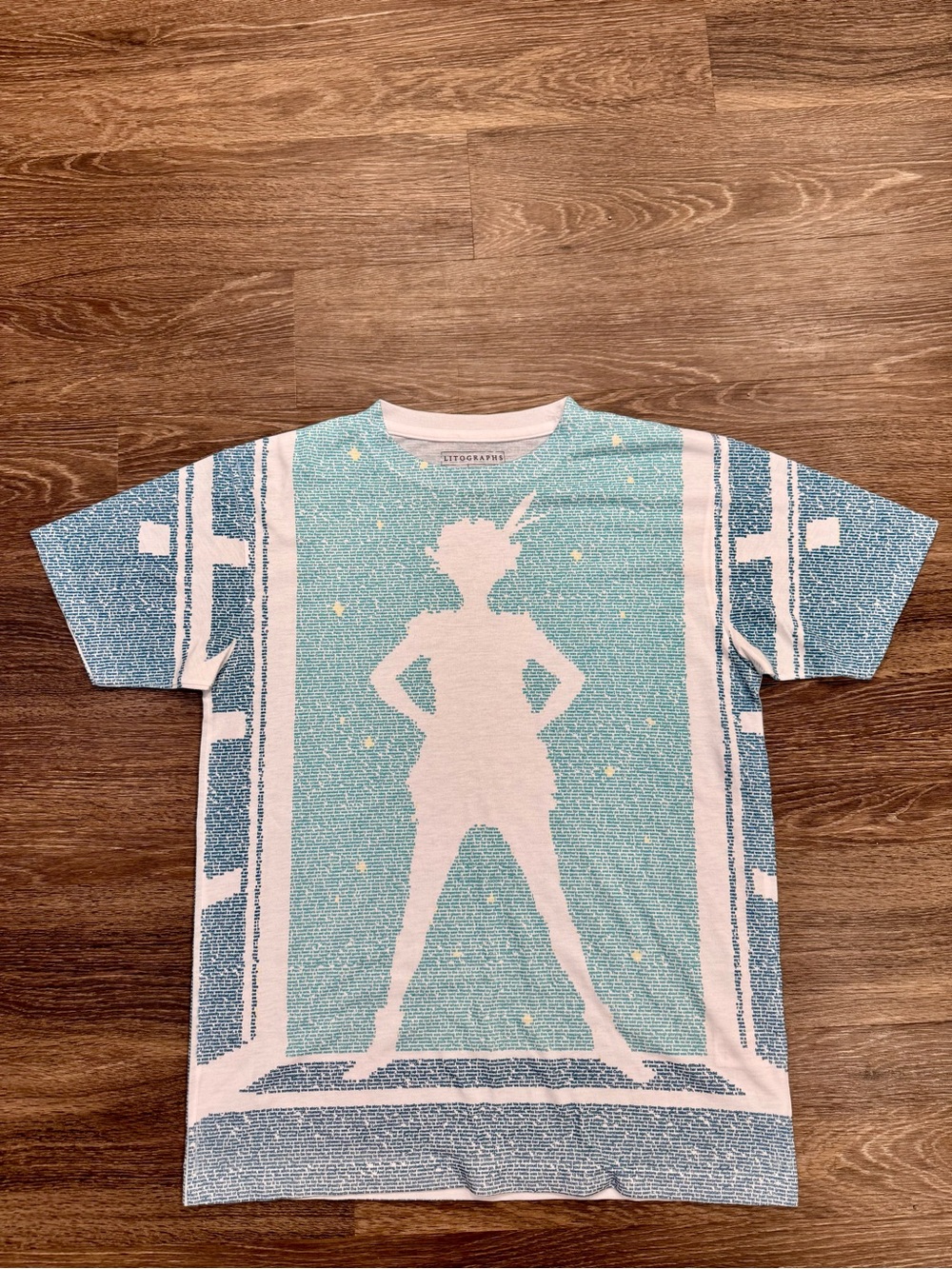 Litographs Peter Pan Book Text Graphic T-Shirt Size M Literary Fantasy Tee